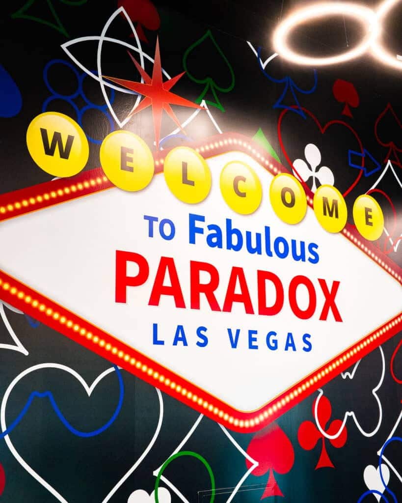 A Welcome to Fabulous Paradox Las Vegas sign.